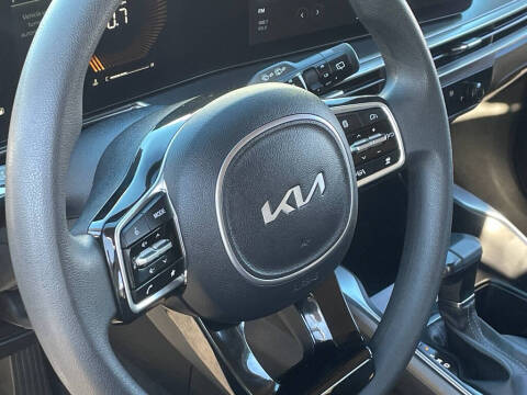 2024 Kia Sorento LX