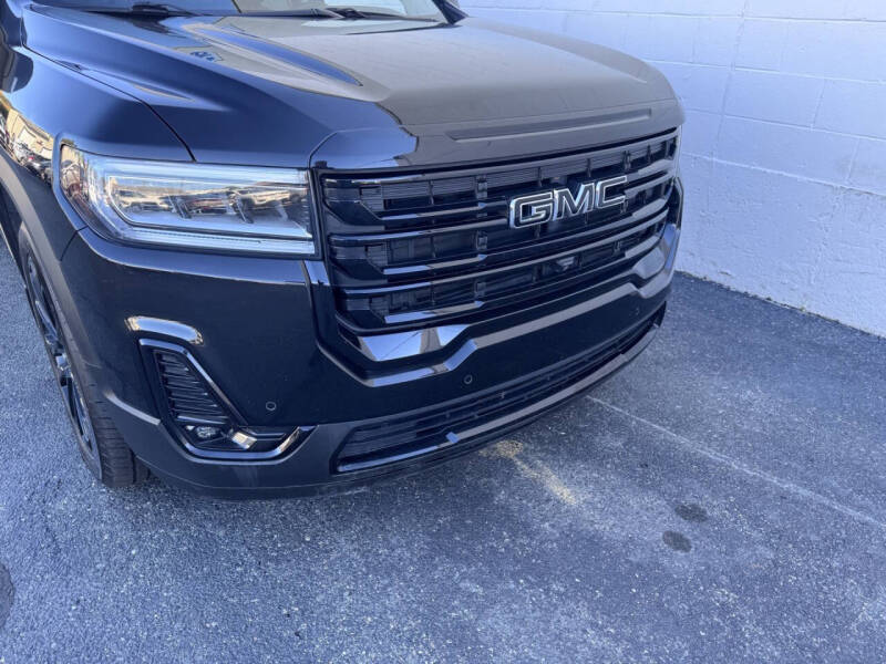 2022 GMC Acadia SLT