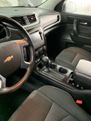 2017 Chevrolet Traverse LT