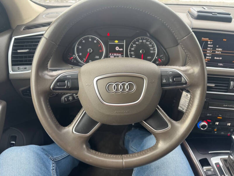 2016 Audi Q5 2.0T quattro Premium Plus