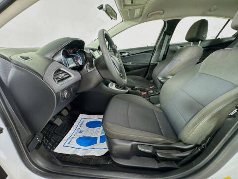 2018 Chevrolet Cruze LS Manual