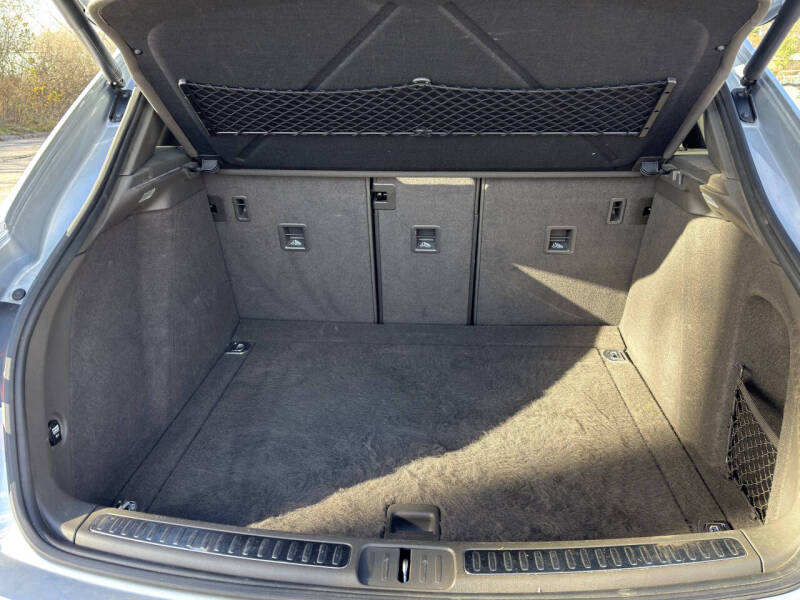 2015 Porsche Macan S