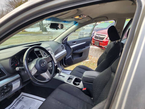 2010 Subaru Legacy 2.5i Premium