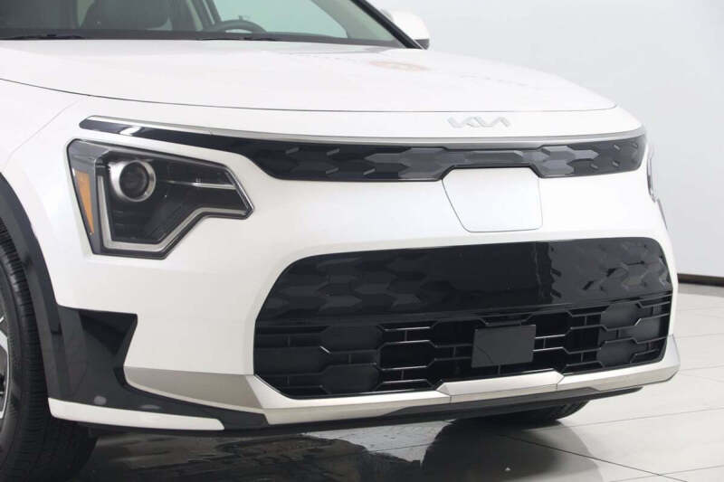 2023 Kia Niro EV Wind