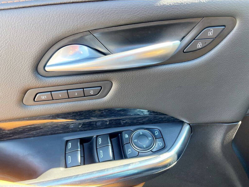 2025 Cadillac XT4 Sport