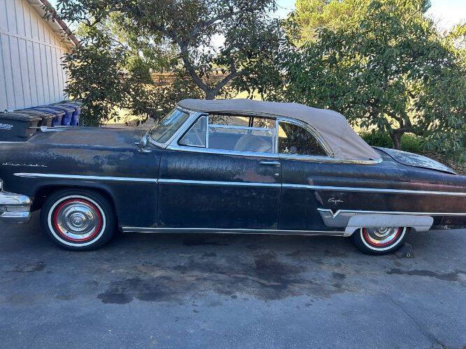 1954 Lincoln Capri