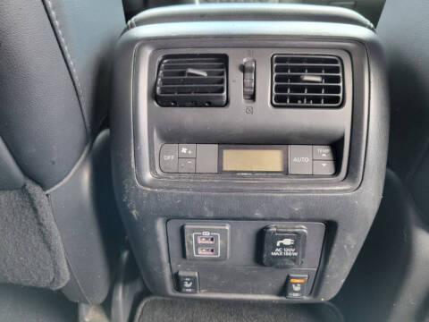 2018 Nissan Pathfinder SL