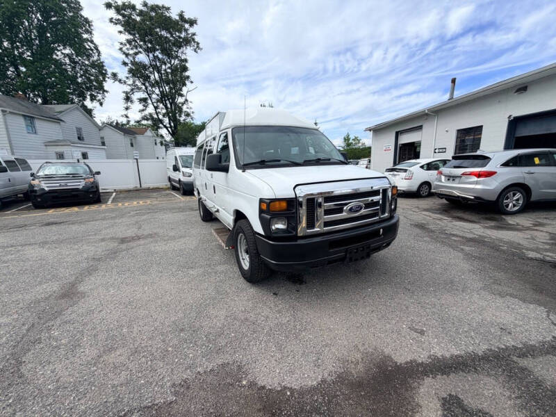 2014 Ford E-Series