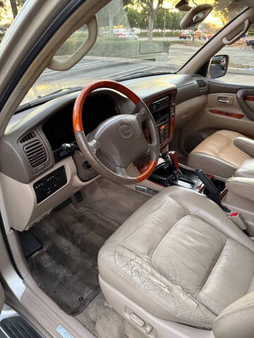 2000 Lexus LX 470