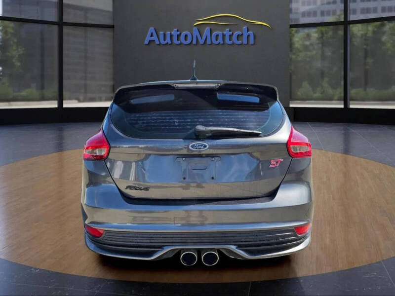 2017 Ford Focus ST