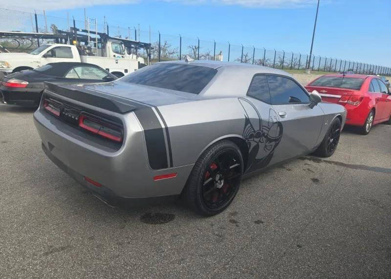 2016 Dodge Challenger R/T Scat Pack