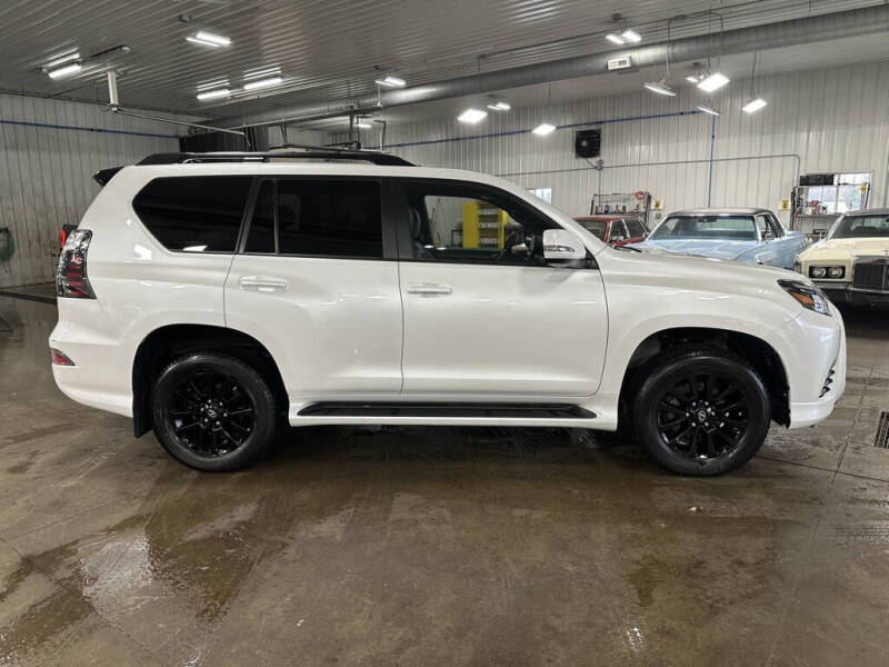 2023 Lexus GX 460