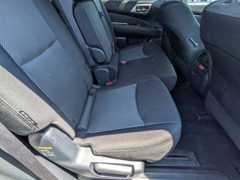 2020 Nissan Pathfinder S