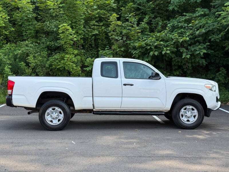 2017 Toyota Tacoma SR5