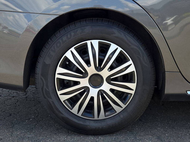 2013 Toyota Camry LE