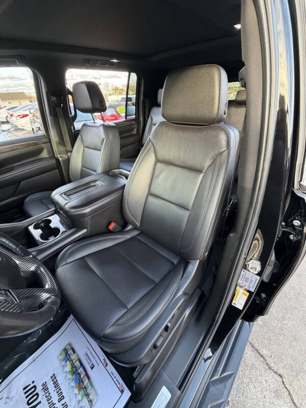 2022 Chevrolet Suburban LT