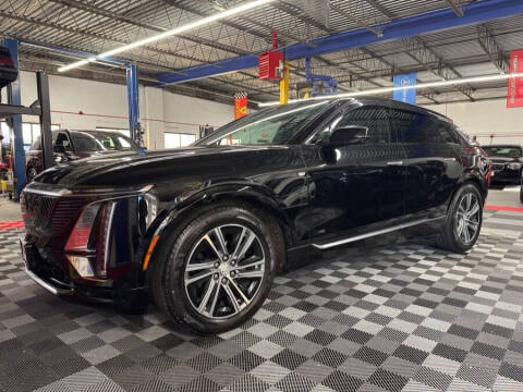 2024 Cadillac LYRIQ Luxury 1