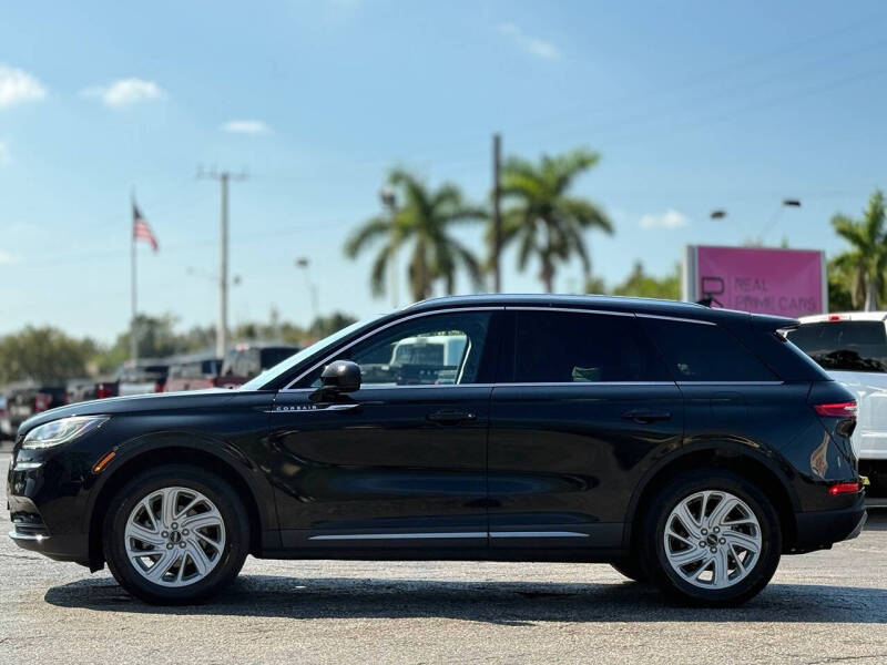 2022 Lincoln Corsair Standard