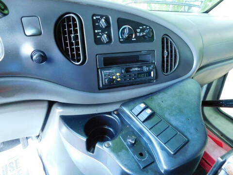2006 Ford E-Series E-350 SD