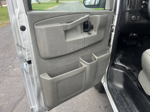 2016 GMC Savana 2500