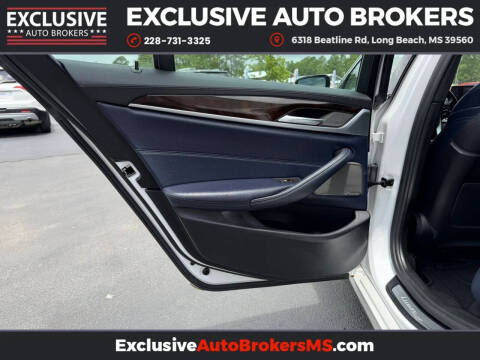 2017 BMW 5 Series 530i