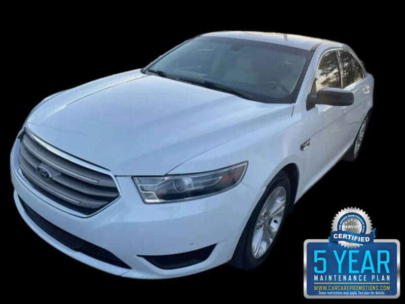 2017 Ford Taurus SE