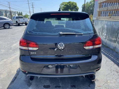 2012 Volkswagen GTI Base PZEV
