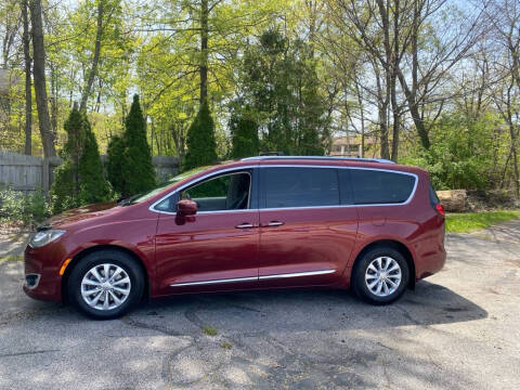 2018 Chrysler Pacifica Touring L Plus