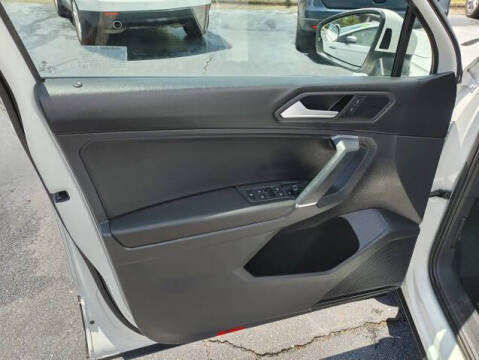 2020 Volkswagen Tiguan SE