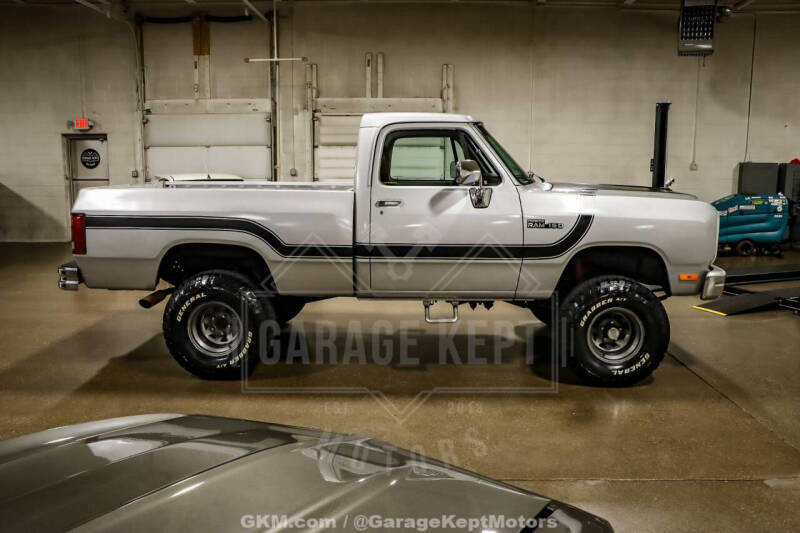 1986 Dodge RAM 100