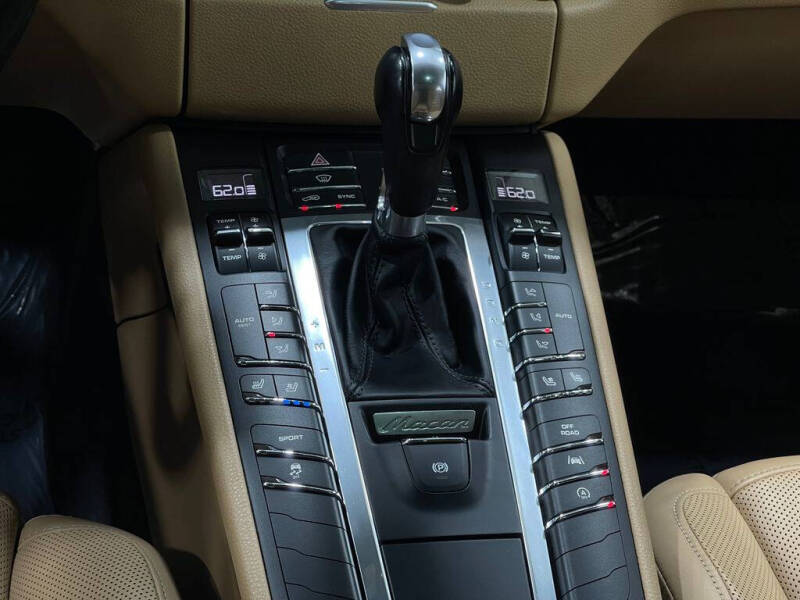 2017 Porsche Macan S