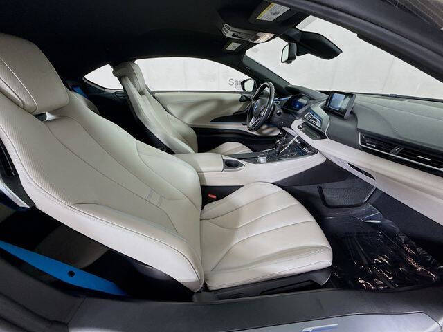 2014 BMW i8