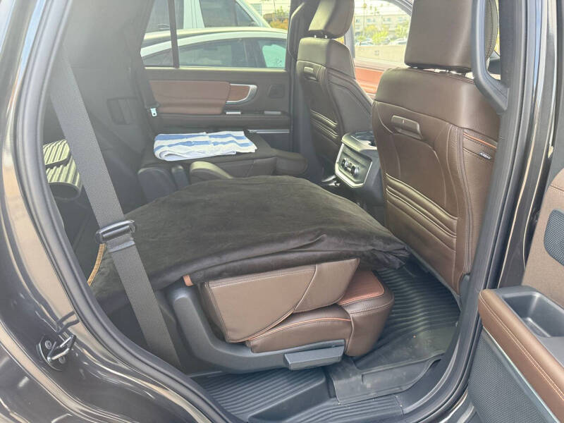 2025 Ford Expedition King Ranch