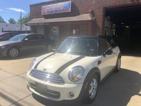 2012 MINI Cooper Hardtop for sale at AMERICAN AUTO CREDIT in Cleveland OH