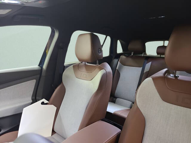 2025 Volkswagen ID.4 Pro