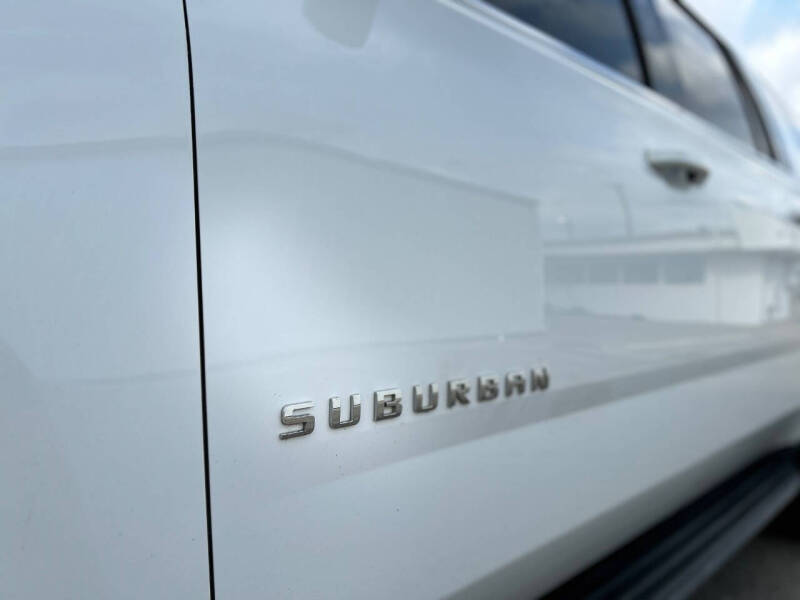 2019 Chevrolet Suburban LT