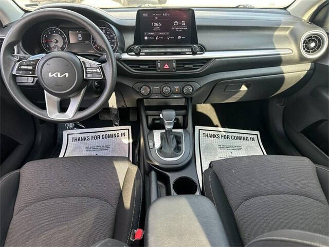 2023 Kia Forte LXS