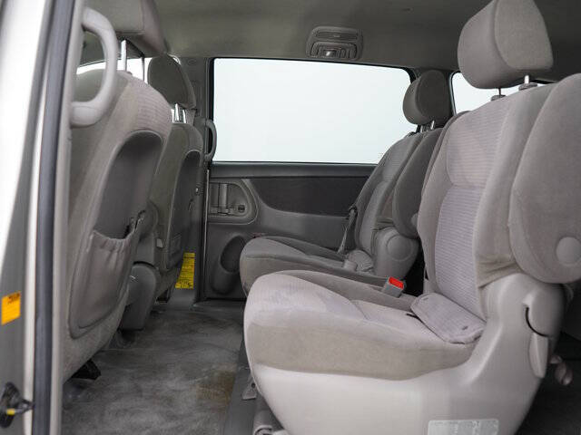 2006 Toyota Sienna LE 7 Passenger
