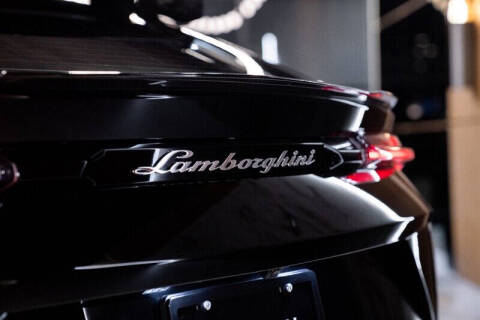 2023 Lamborghini Urus Performante