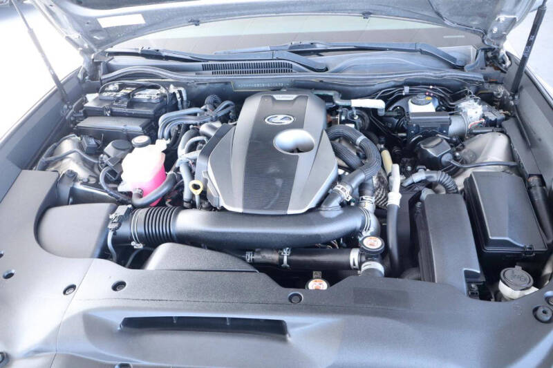 2017 Lexus RC 200t