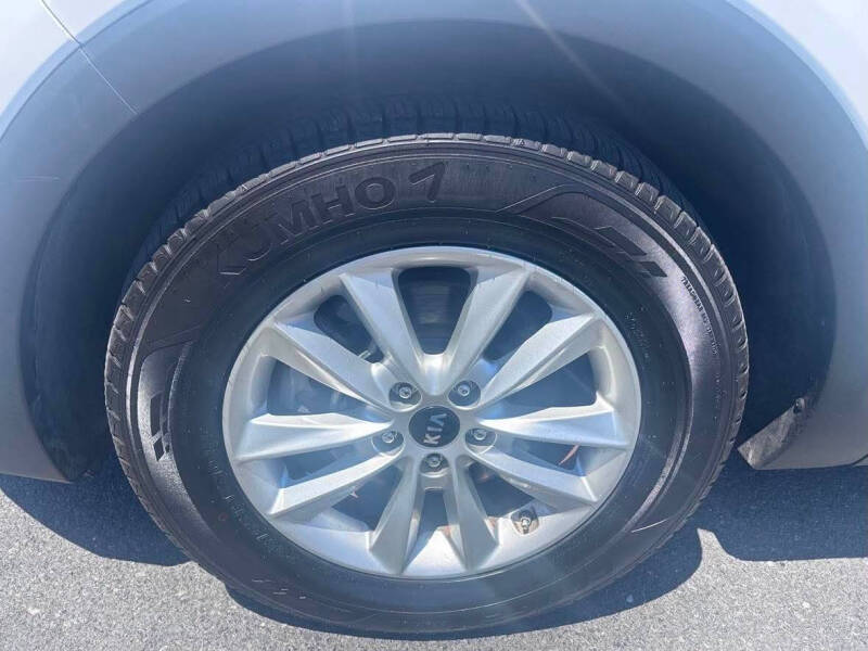 2019 Kia Sorento LX V6