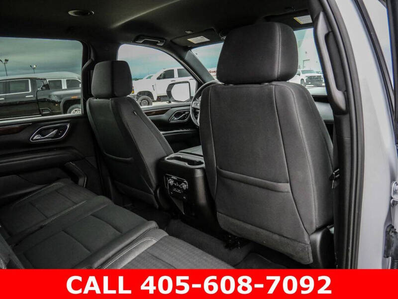 2023 GMC Yukon XL SLE