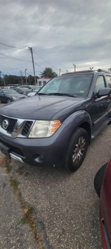 2012 Nissan Pathfinder LE
