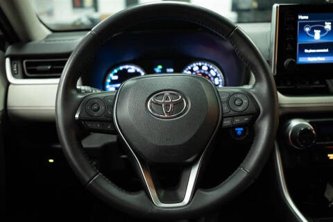 2020 Toyota RAV4 Hybrid XLE