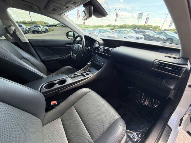 2017 Lexus IS 300