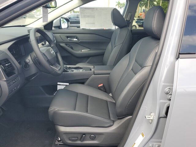 2025 Nissan Rogue SL