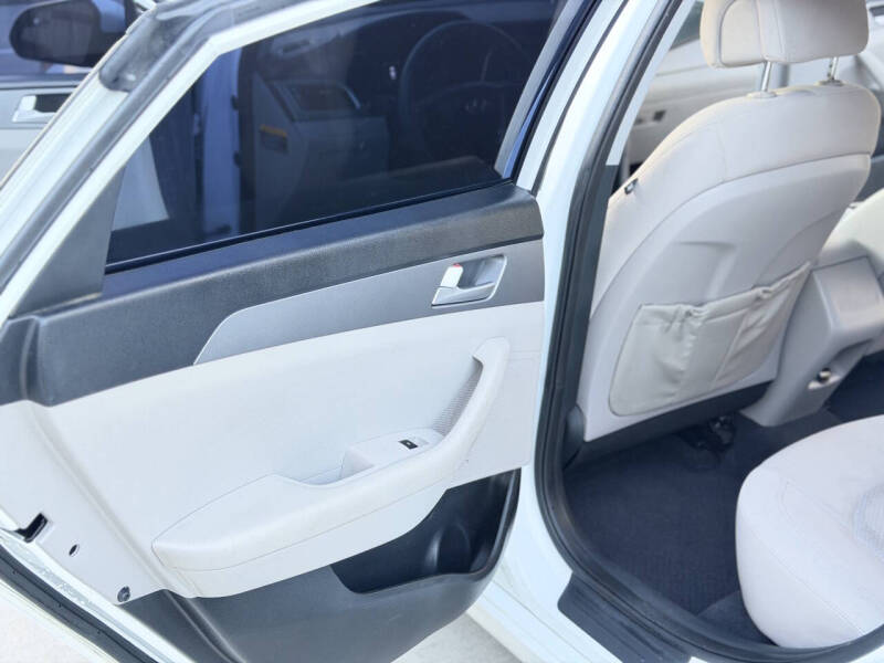 2016 Hyundai Sonata SE