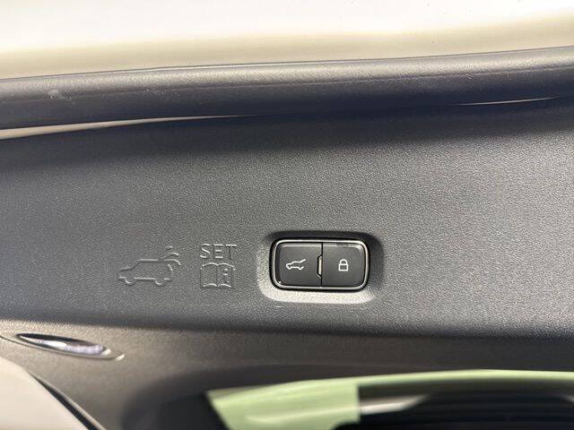 2025 Lincoln Navigator Black Label