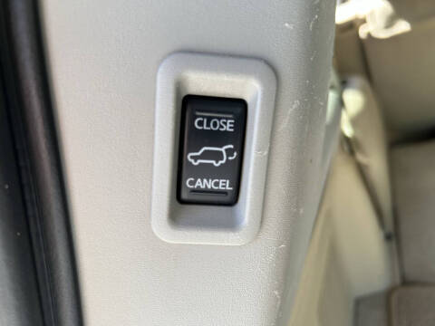 2015 Nissan Armada Platinum