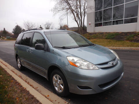 2008 Toyota Sienna LE 7-Passenger
